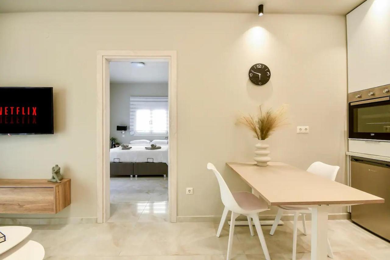 Danae Luxurious Suite #Tifhelexpo Soluň Exteriér fotografie